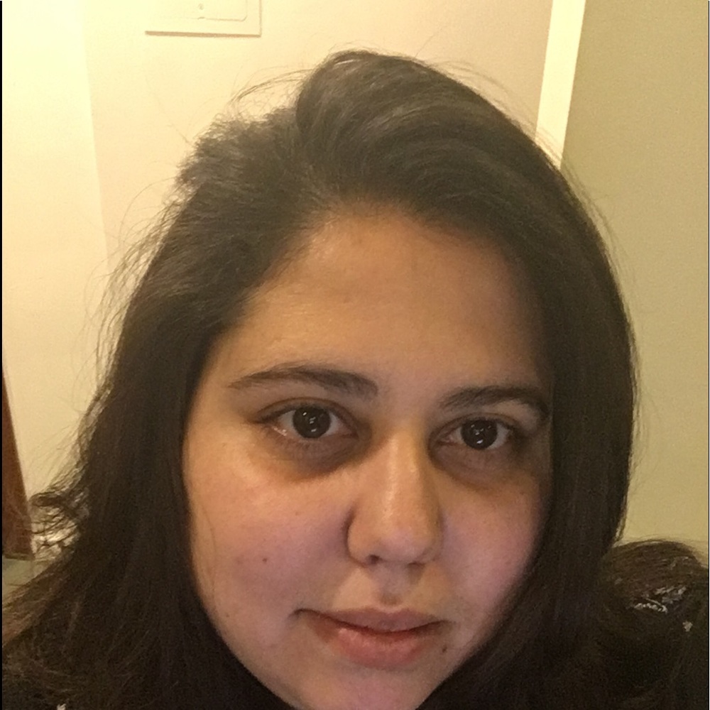 Meet your Posher, Laura